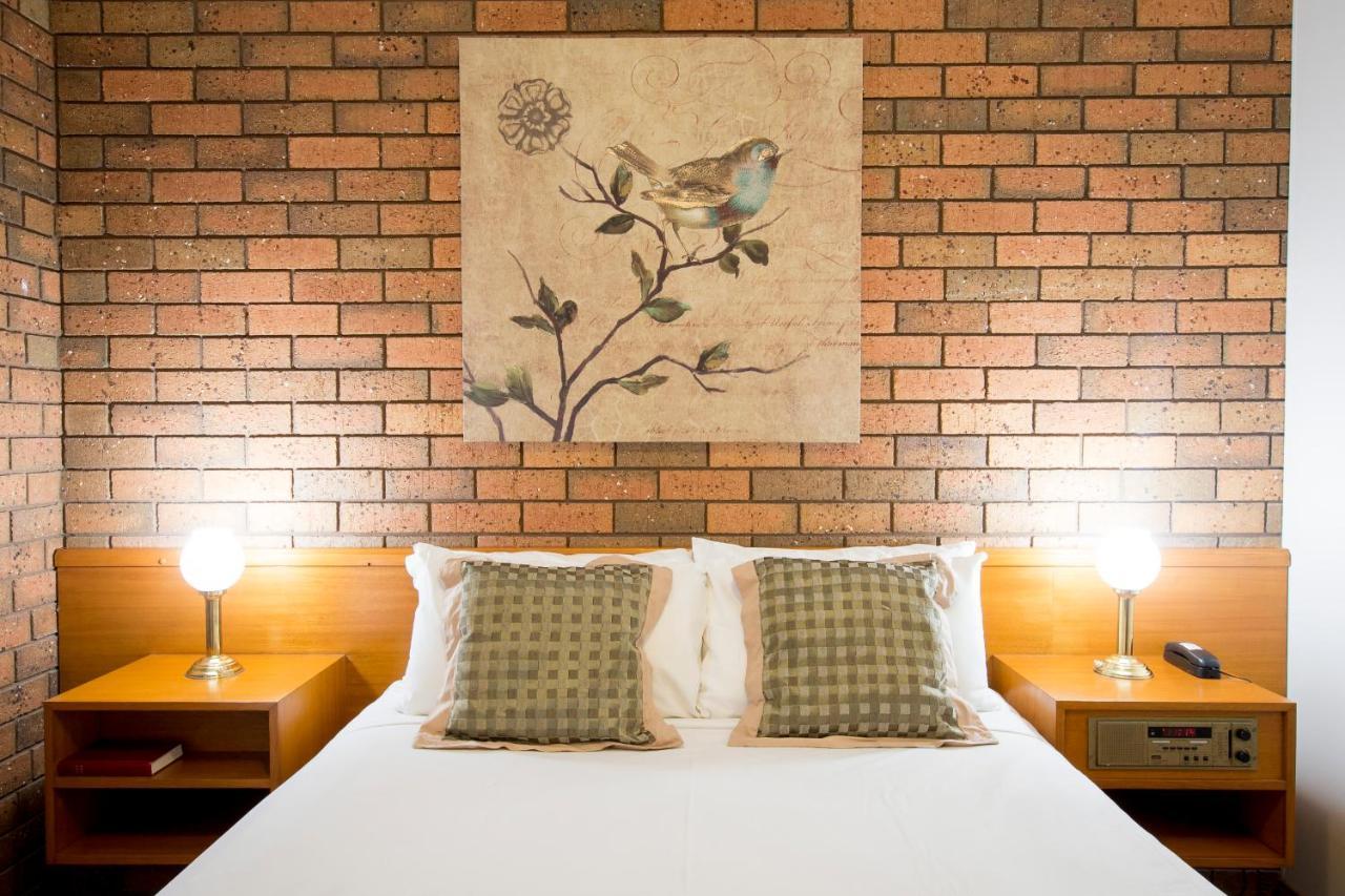 Sportslander Motor Inn โมอามา ภายนอก รูปภาพ